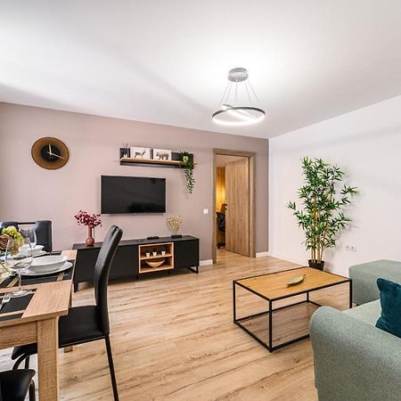 Schei Gate Apartment Braszów Zewnętrze zdjęcie