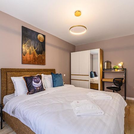 Schei Gate Apartment Braszów Zewnętrze zdjęcie